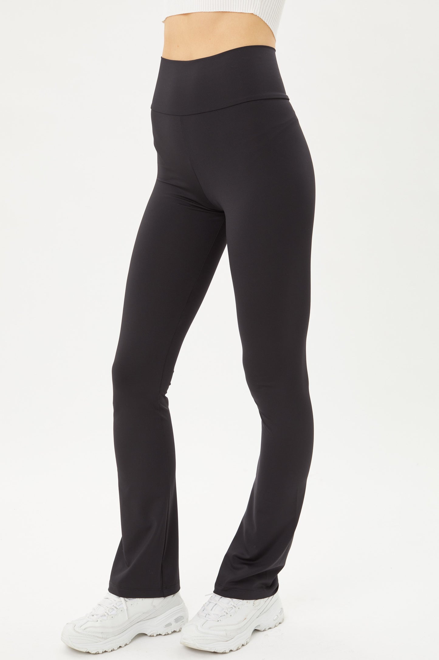 High Waisted Seamless Flare Leggings – The Cozy Momma